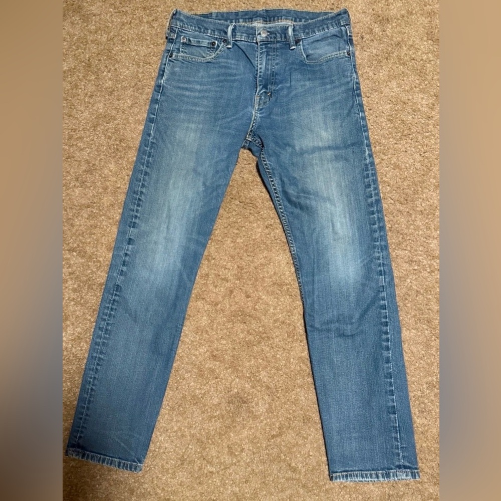 Levi's Men's Light Blue Straight Jeans